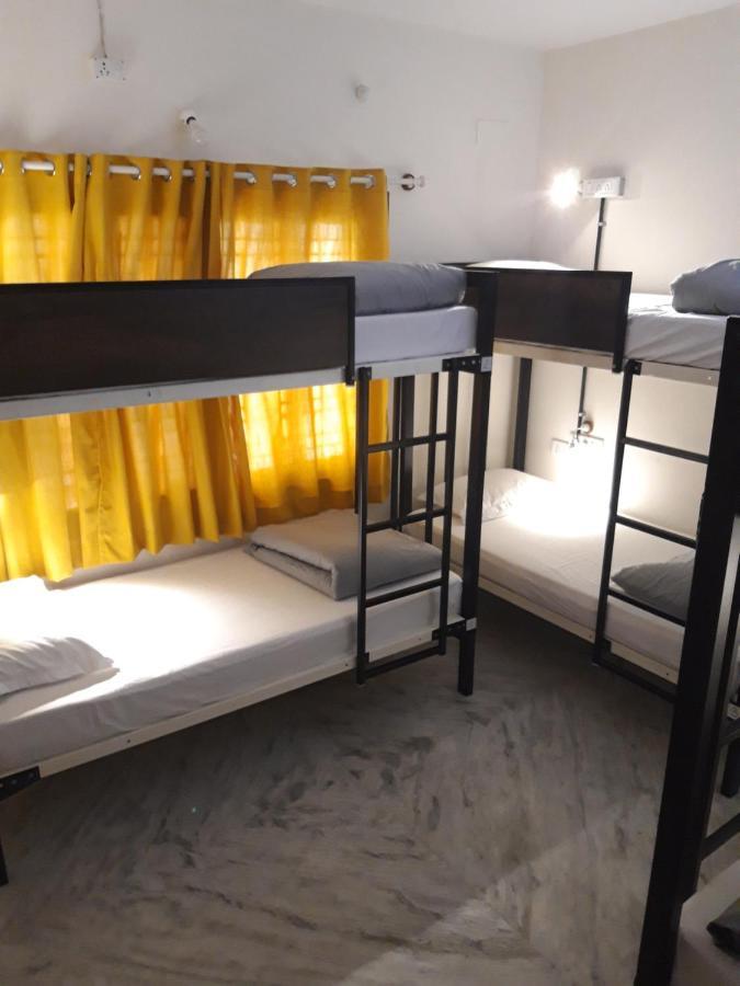 Chirpy Co-Living Space & Hostel Bangalore Exterior photo